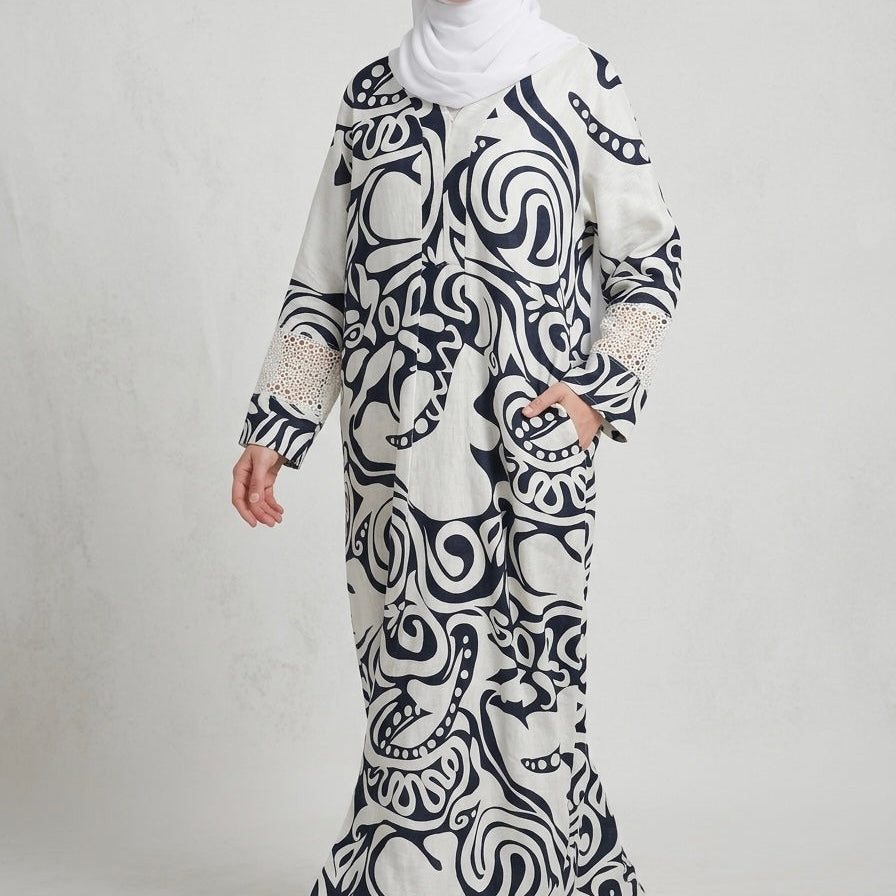 Petal 03 | Linen Abaya