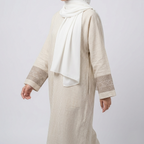 Still 01 | Linen Abaya