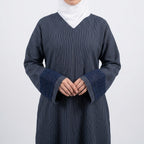 Still 03 | Linen Abaya